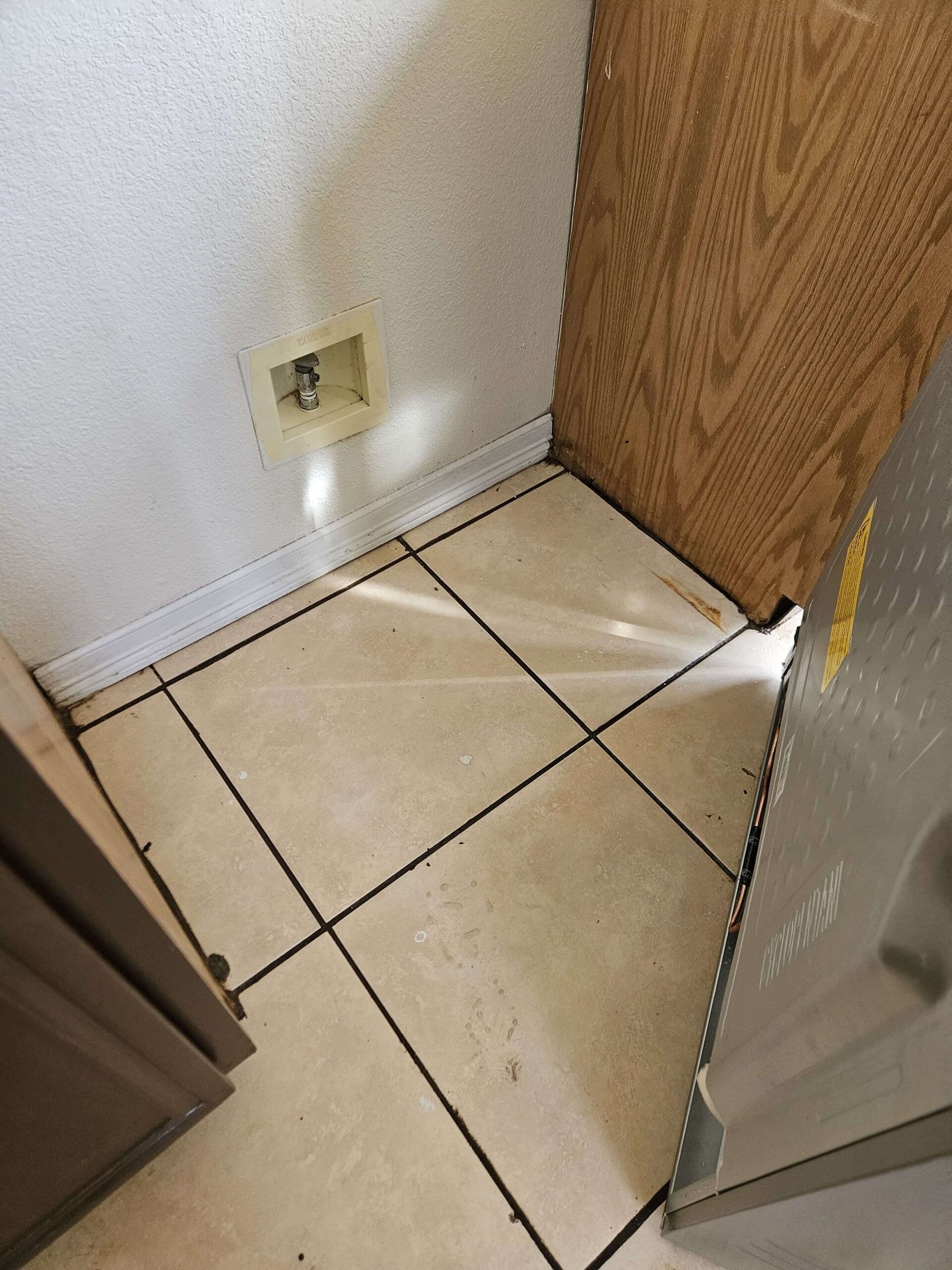Commercial office cleaning service in El Paso TX by Crown Lux.